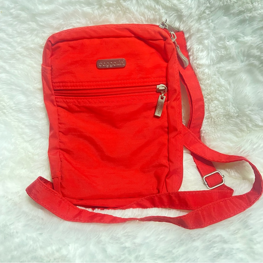Baggallini Fiery Red Pink Crossbody Bag